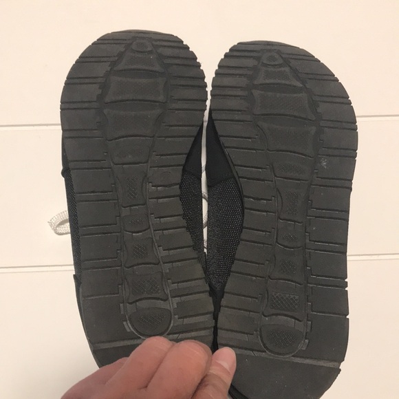 Place custom sneakers; unisex 9W/7M - Picture 6 of 6